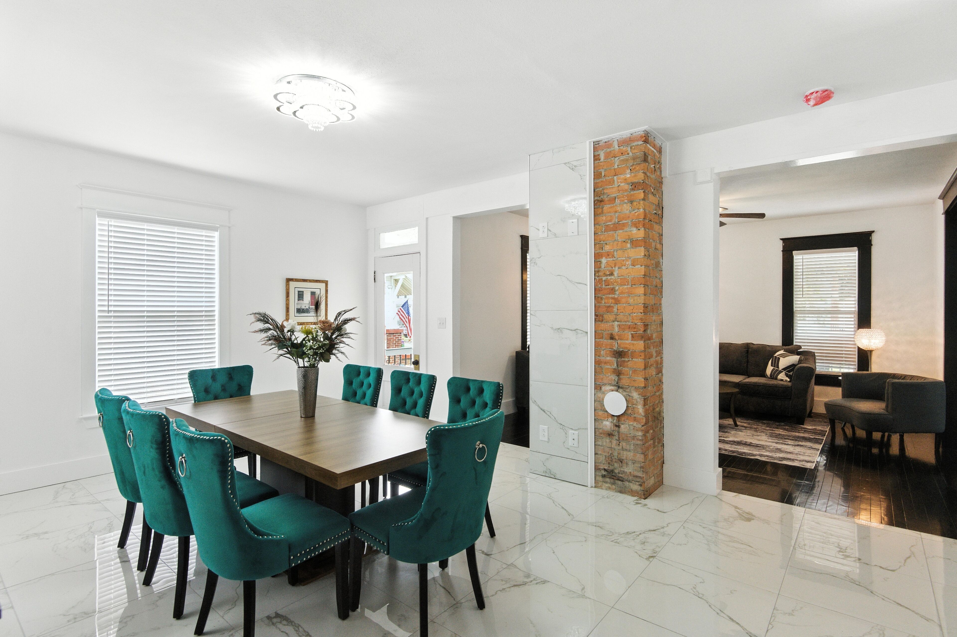 House, 4 Bedrooms | Dining