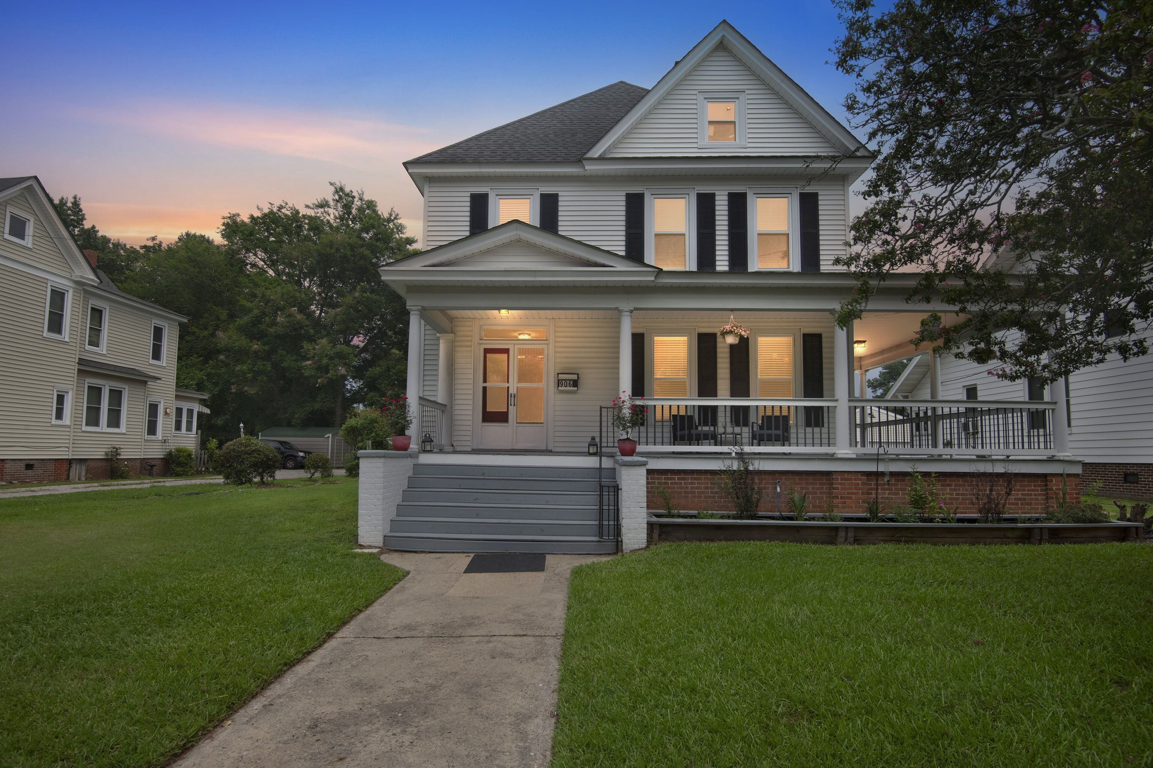 House, 4 Bedrooms | Exterior