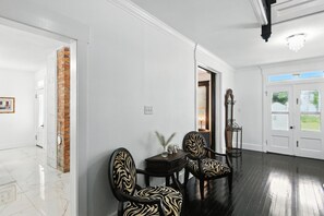 House, 4 Bedrooms | Bahagian dalam