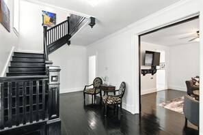 Maison, 4 chambres | Intérieur