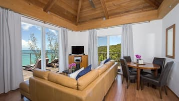 Villa, 3 habitaciones | Área de sala de estar