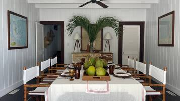 House, 4 Bedrooms | Dining