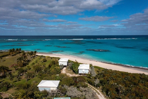 Cayo Loco Studio - Cayo Loco Pink Sand Beachview Studio Villa 1 Bedroom Home