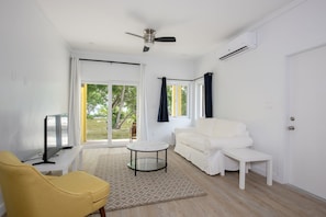 Condo, 1 Bedroom | Living area | Smart TV