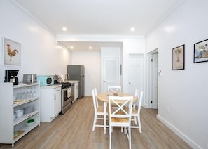 Condo, 1 Bedroom | Private kitchen | Fridge, oven, coffee/tea maker, toaster