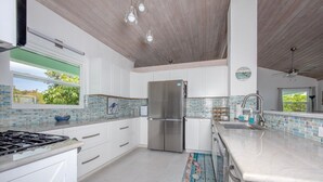 Rumah, 3 kamar tidur | Dapur pribadi | Mesin pembuat kopi/teh, lemari es, oven, dan pemanggang roti