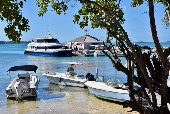 House, 5 Bedrooms | Marina