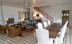 House, 5 Bedrooms | Dining