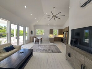 Casa, 2 habitaciones | Zona de estar