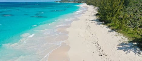 House, 2 Bedrooms | Beach