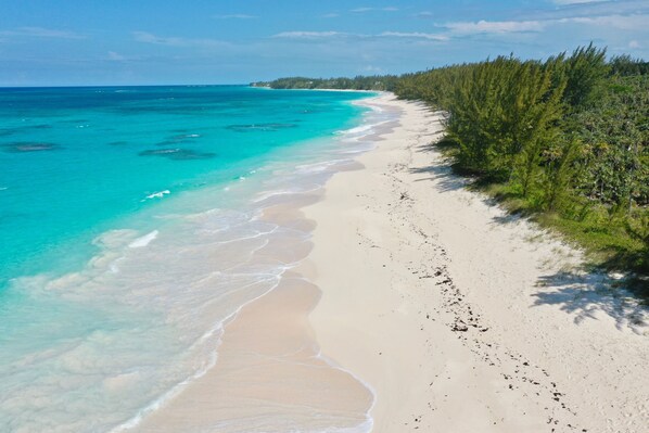 House, 2 Bedrooms | Beach