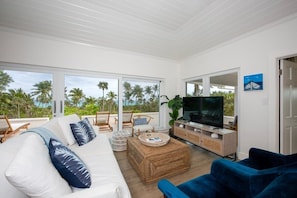 House, 3 Bedrooms | Living area - Wish House · Private Beach House Double Bay Beach 3 Bedroom Home (Double Bay)