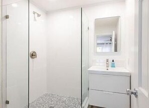 Condo, 1 Bedroom | Bathroom | Towels