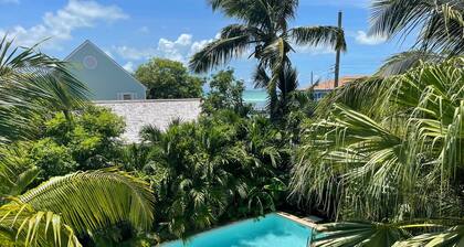 Hibiscus Hill Kings Treat - Ultimate Island Style House W/pool 3 Bedroom Home