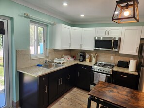 Apartment, 1 Bedroom | Private kitchen