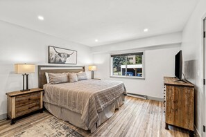 3 chambres, bureau, accès Internet, draps fournis