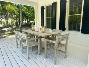 Cottage, 2 Bedrooms | Outdoor dining