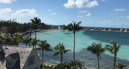 Laughing Bird 2br #5 - Brand New Stylish Apartment, Pool And Bea 2 Bedroom Condo