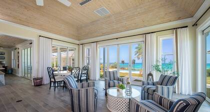 Cricket Beach House-luxurious Beachfront House 5 Bedroom Home
