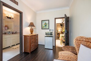 Maison, 4 chambres | Intérieur