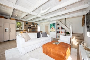Cottage, 2 Bedrooms | Living area | Smart TV
