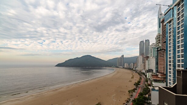 ชายหาด