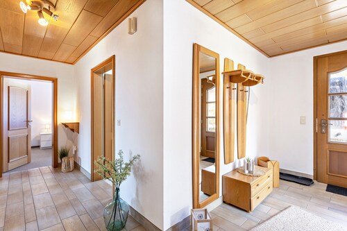 Apartment 'Tannenberg' mit gemeinsamer Terrasse, privatem Garten und WLAN