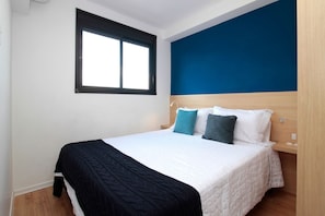 1 bedroom, iron/ironing board, Internet, bed sheets