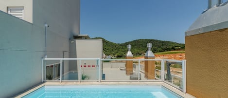 室外游泳池