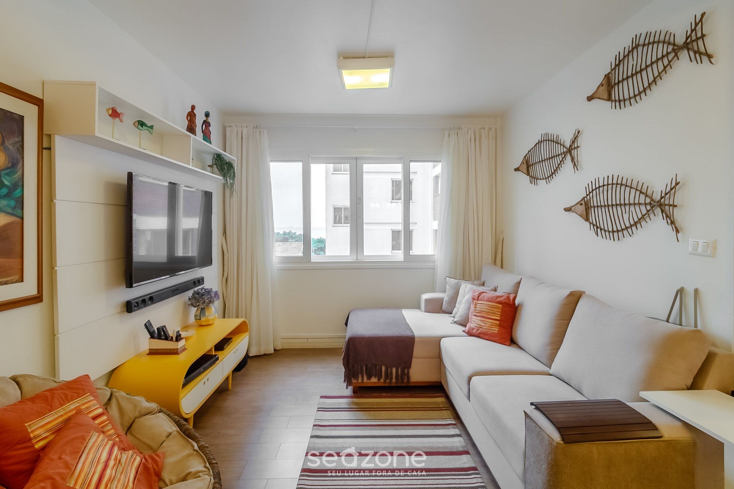 Basic Apartment | Living area | TV