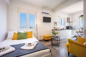 1 bedroom, iron/ironing board, WiFi, bed sheets