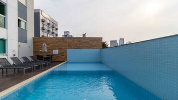 Piscina externa