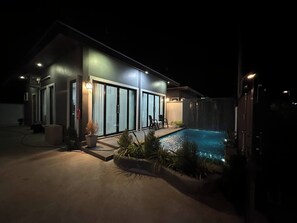 Villa, 2 Bedrooms, Private Pool | Kolam renang | Kolam renang tertutup