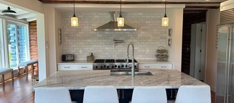 Welcome to the Blue Crabin in Fenwick Island with four bedrooms and four baths!