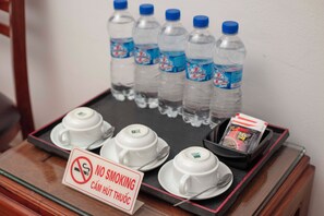 Phòng đôi | Minibar, két bảo mật tại phòng, bàn 
