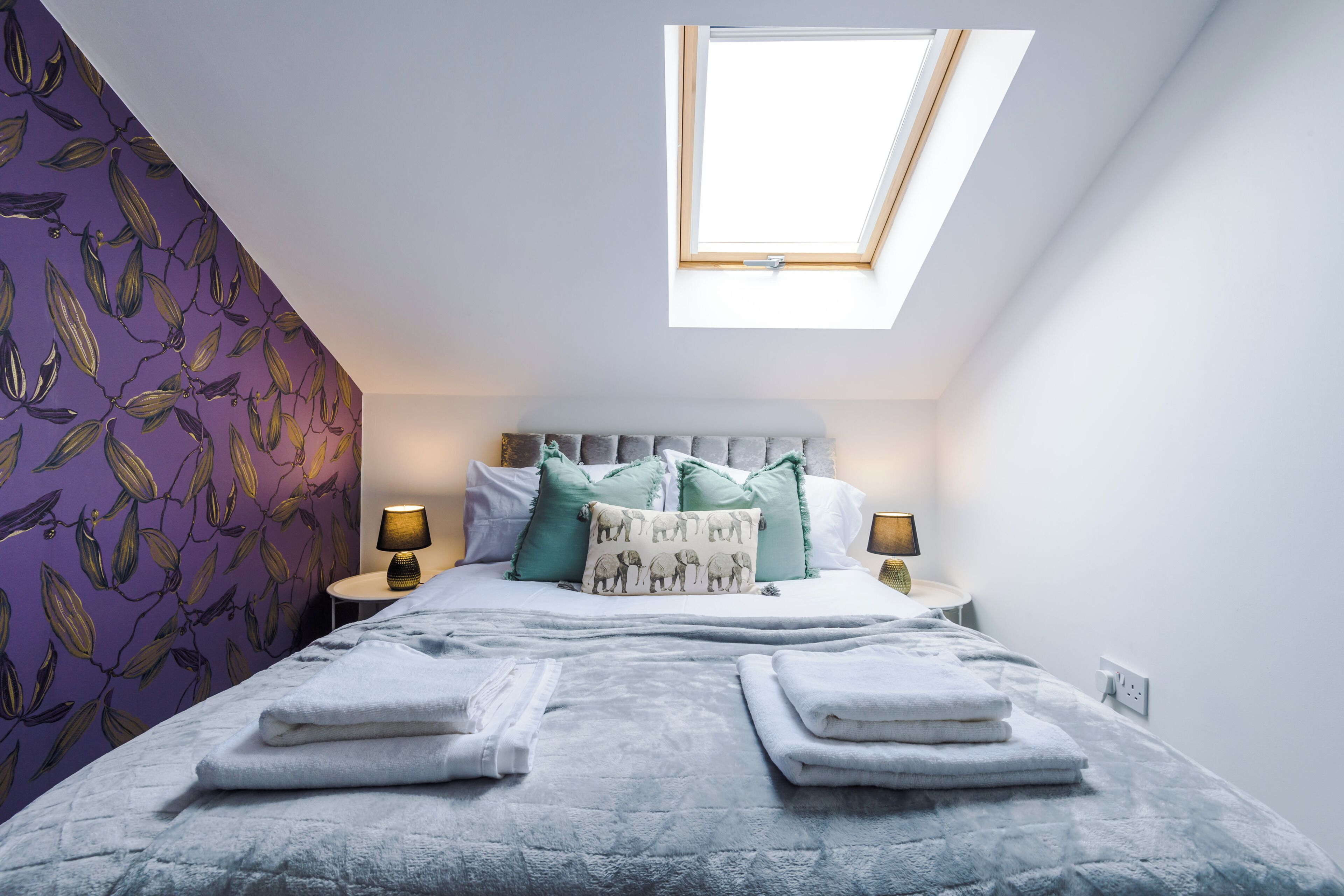 4 bedrooms, desk, iron/ironing board, free WiFi