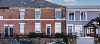 Stylish 5-Bed House • Heart of Derby City Centre
