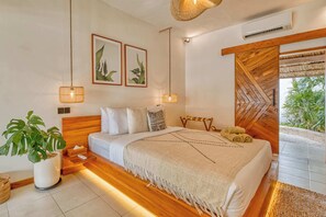 8 室のベッドルーム、デスク、アイロン / アイロン台、WiFi