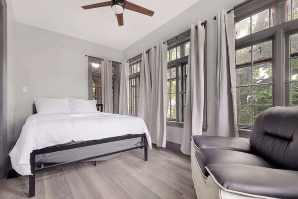 4 bedrooms, iron/ironing board, travel cot, WiFi