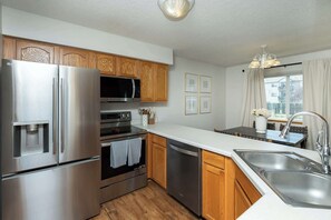 Fridge, microwave, oven, dishwasher