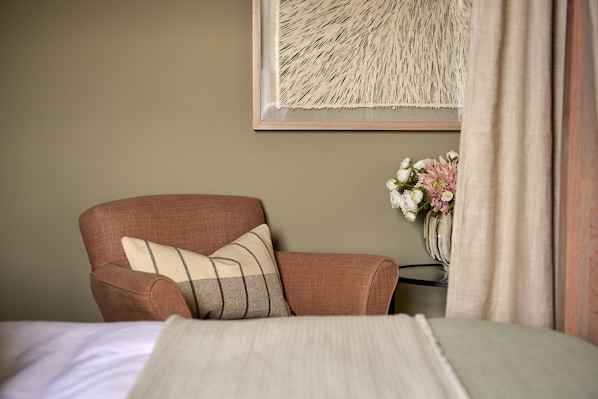 2 bedrooms, individually decorated, individually furnished, free WiFi