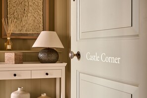 Interior - Castle Corner, The Georgian House (Ludlow)