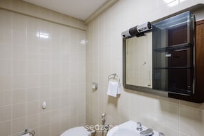 Apartamento básico | Banheiro