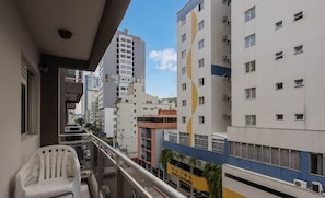 Property grounds - Apt w Balcony Close to Beach Privileged loc Mrn302 (Balneário Camboriú)