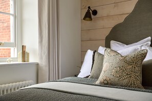 1 chambre, décoration personnalisée, ameublement personnalisé