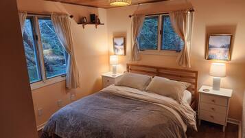 3 bedrooms, WiFi, bed sheets