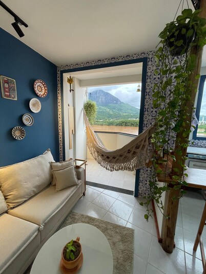 Flat com vista para Rio Doce e Pico da Ibituruna, aceitamos pets.