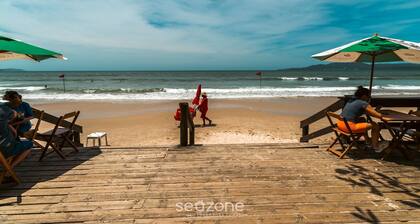 2BR Apt With BBQ in Meia Praia Mlo0601