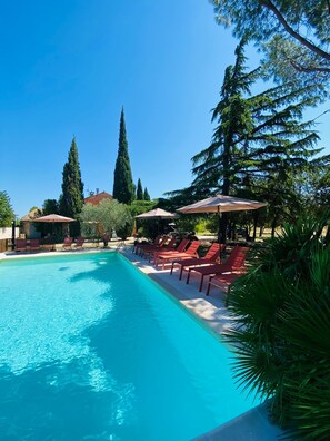 Outdoor pool, a heated pool - Grand Mas Provençal with swimming pool (Cheval-Blanc)