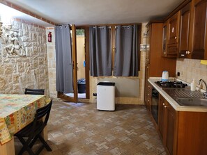 Fridge, oven, electric kettle, high chair